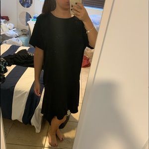 black dress. nice bottom flare. XXL
